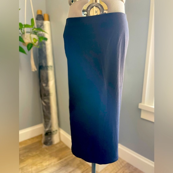 Summer skirt - Picture 1 of 2